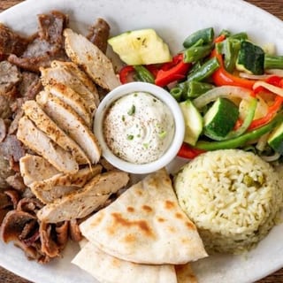 Taverna Platter- Chicken & Gyro