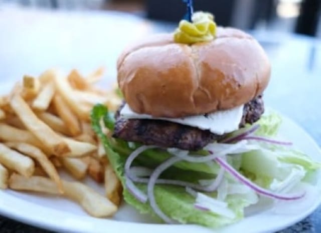 Mediterranean Burger