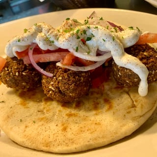 Falafel Pita