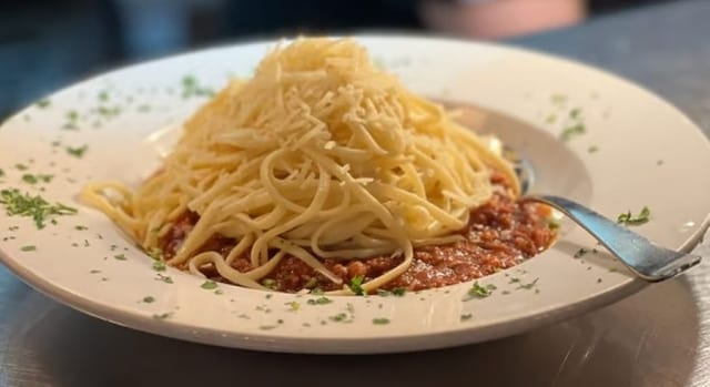 Yia Yia's Bolognese
