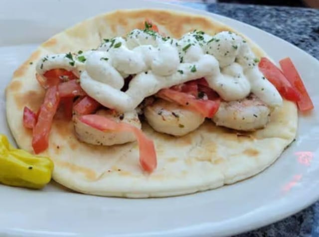 Charbroiled Prawns Pita
